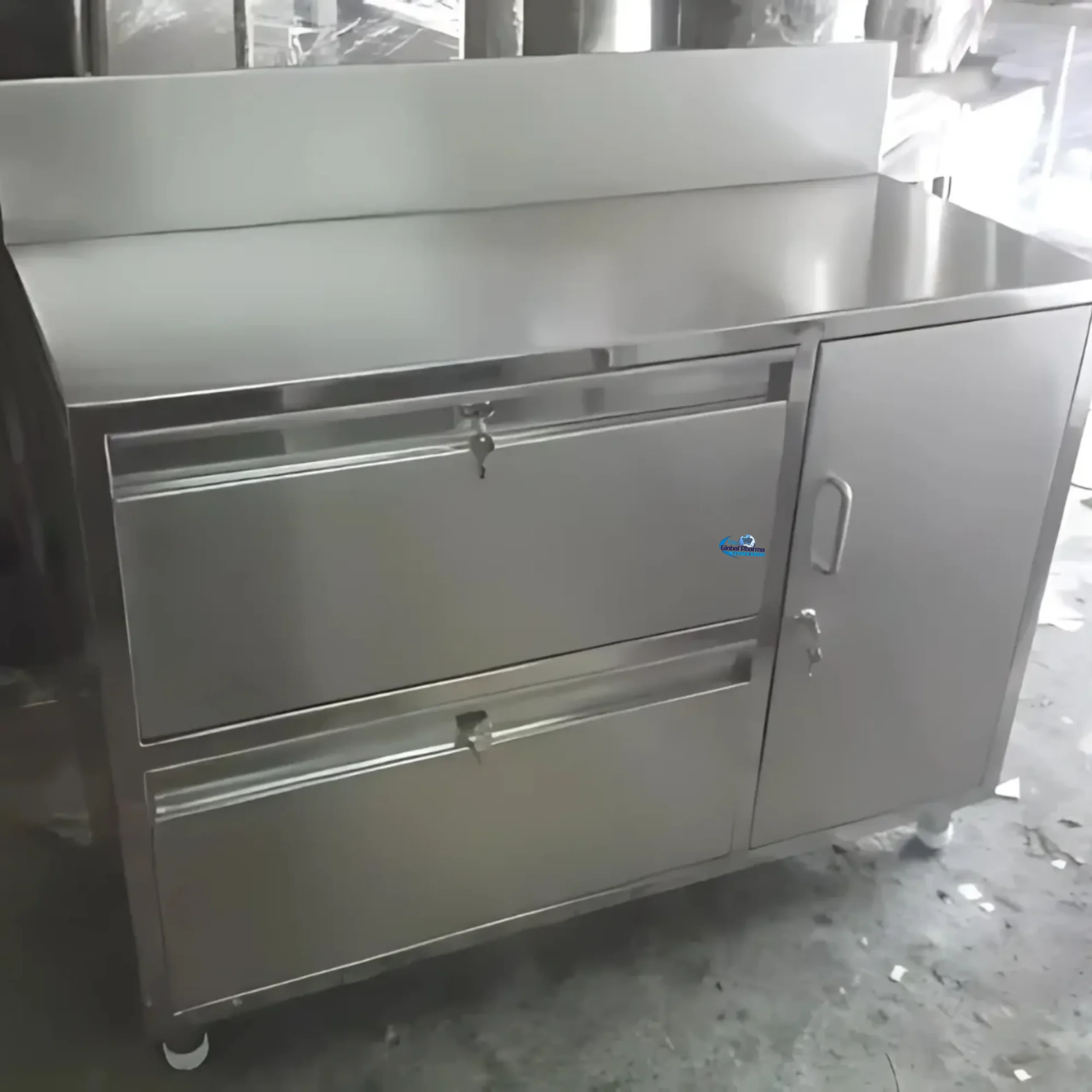 Ss Office Tables Manufacturers in Maharashtra