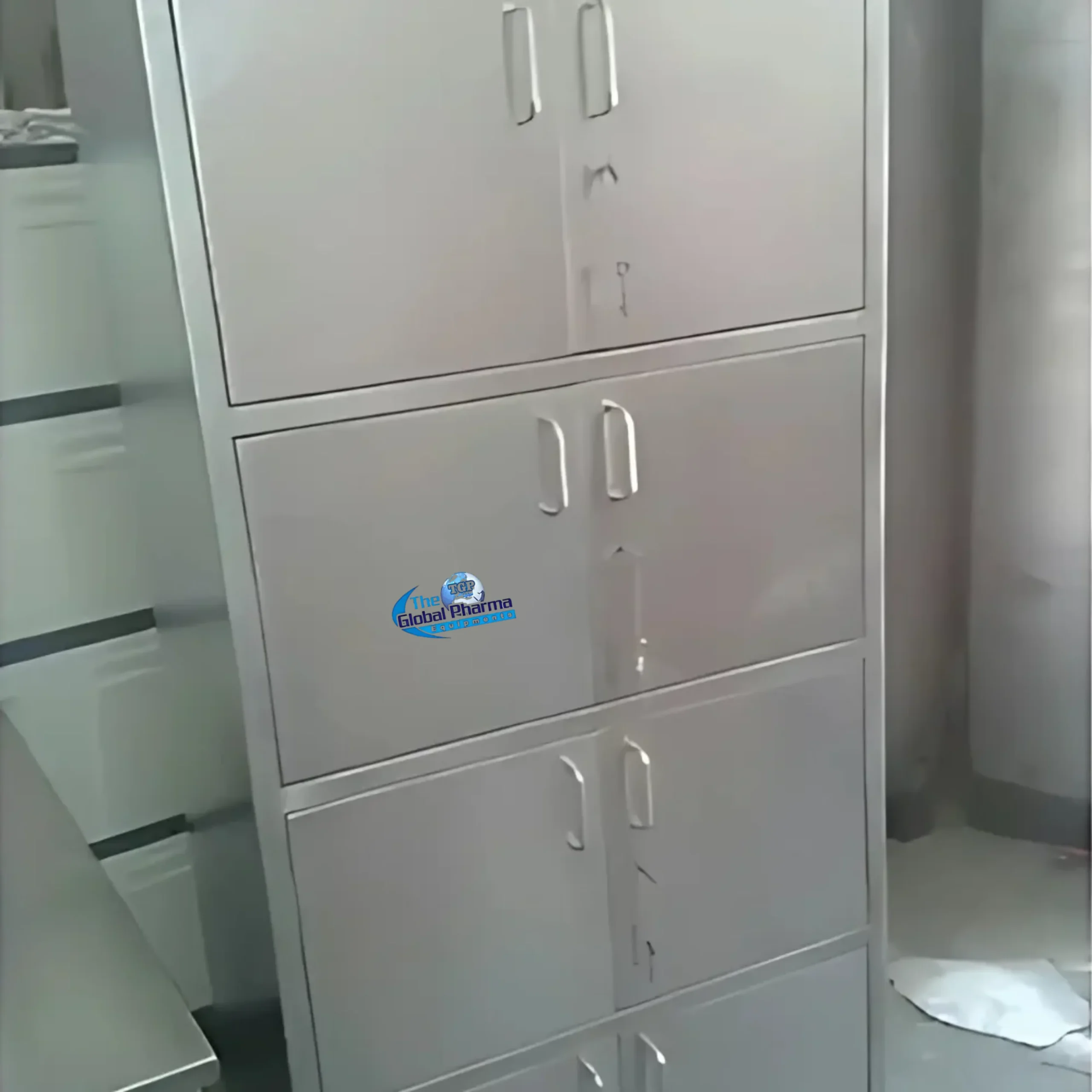Stainless Steel Hospital Cabinets in Maharashtra