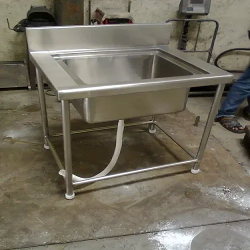 Laboratory Sinks Manufacturers in Maharashtra