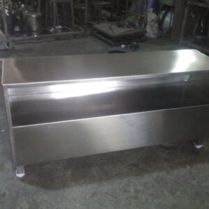 Cleanroom Benches Manufacturer