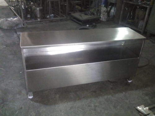 Cleanroom Benches Manufacturer